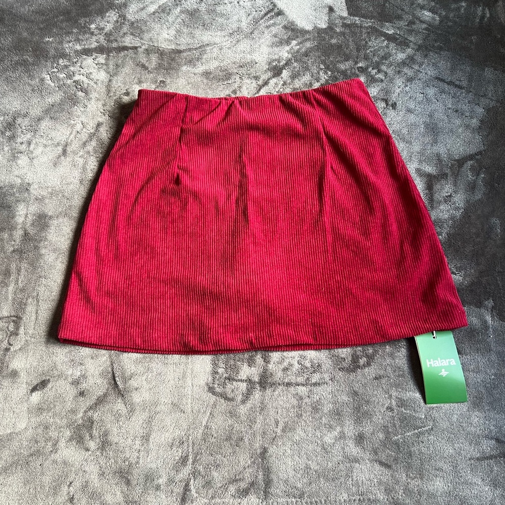 HALARA Vibrant Red Mini Skirt